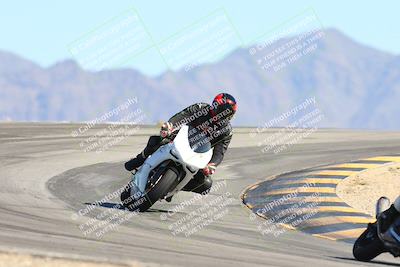 media/Oct-21-2024-Moto Forza (Mon) [[0d67646773]]/B Group/Session 4 (Turn 12)/